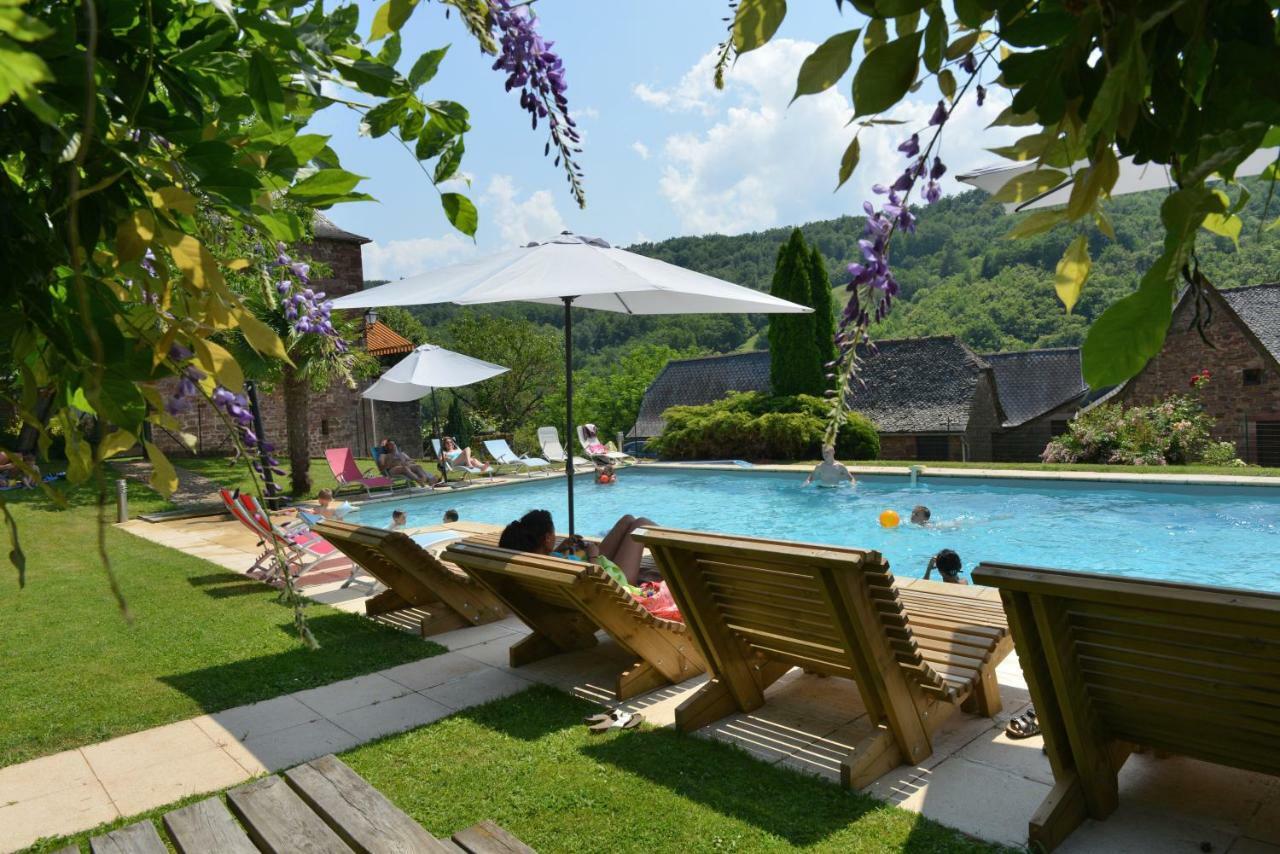Вилла La Ferme Du Duzou Saint-Cyprien-sur-Dourdou Экстерьер фото